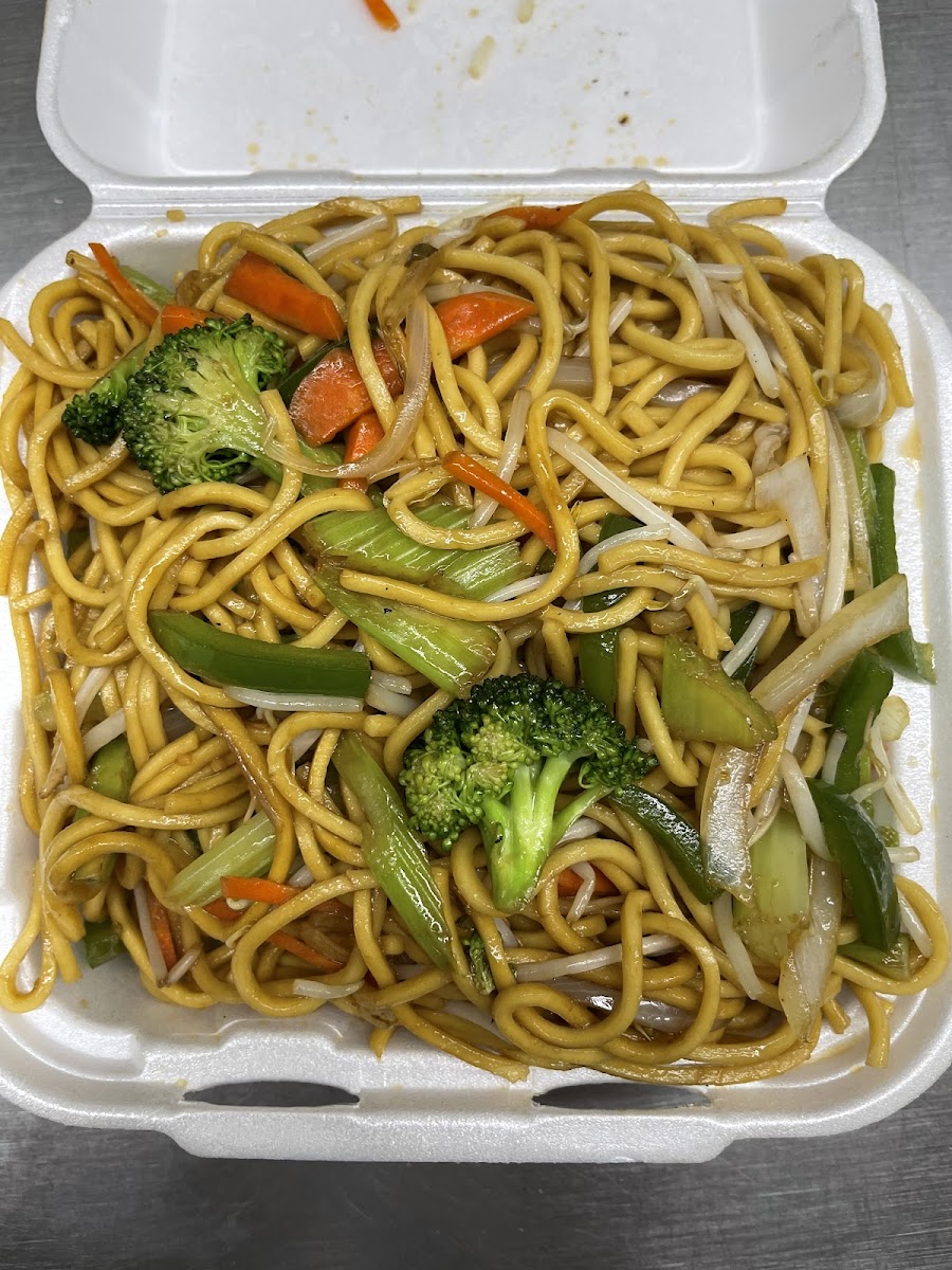 Young's Chinese Restaurant Photos 2